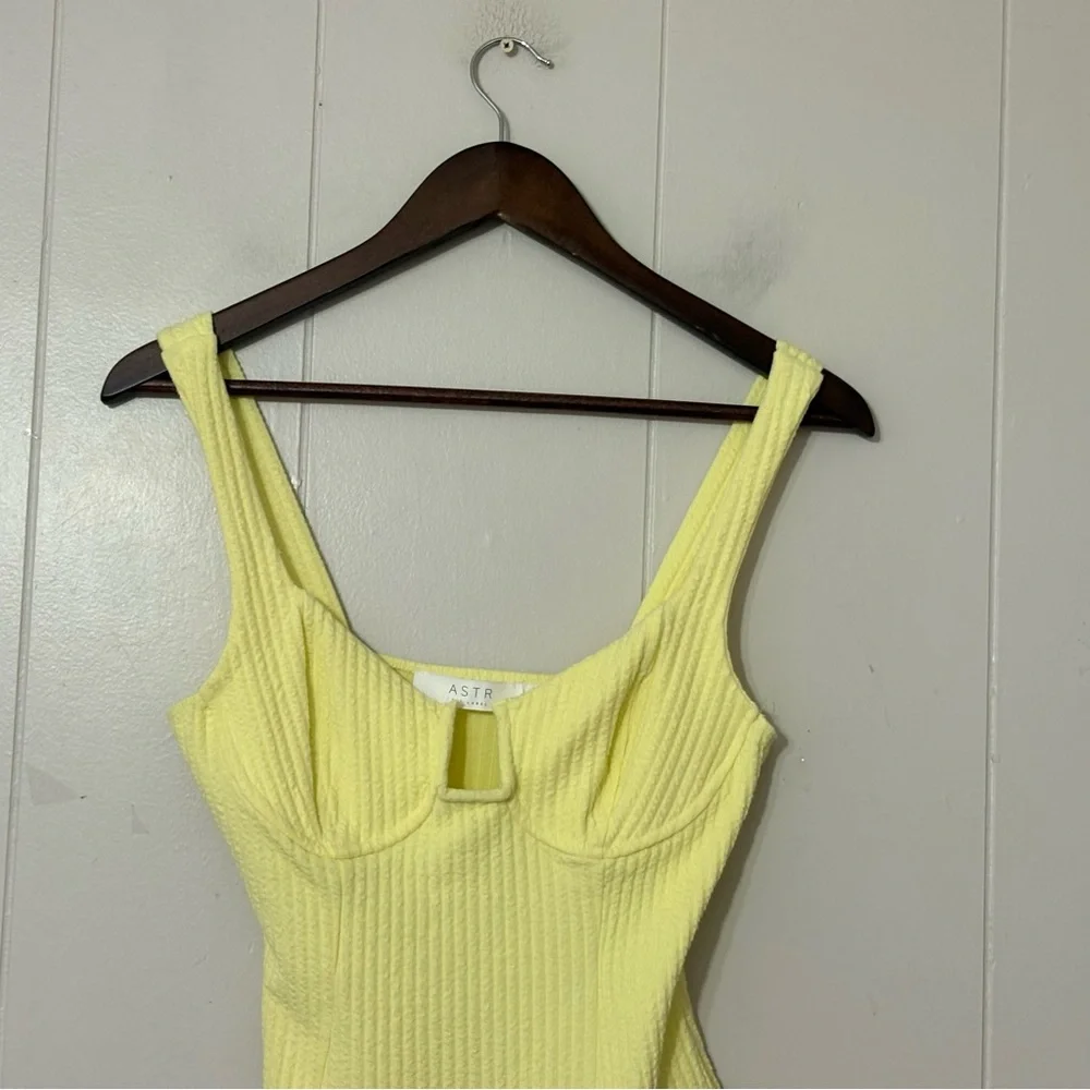 ASTR The Label Aria Bodysuit S Pale Yellow Ribbed Bustier Cutout Corset Top - Picture 3 of 10